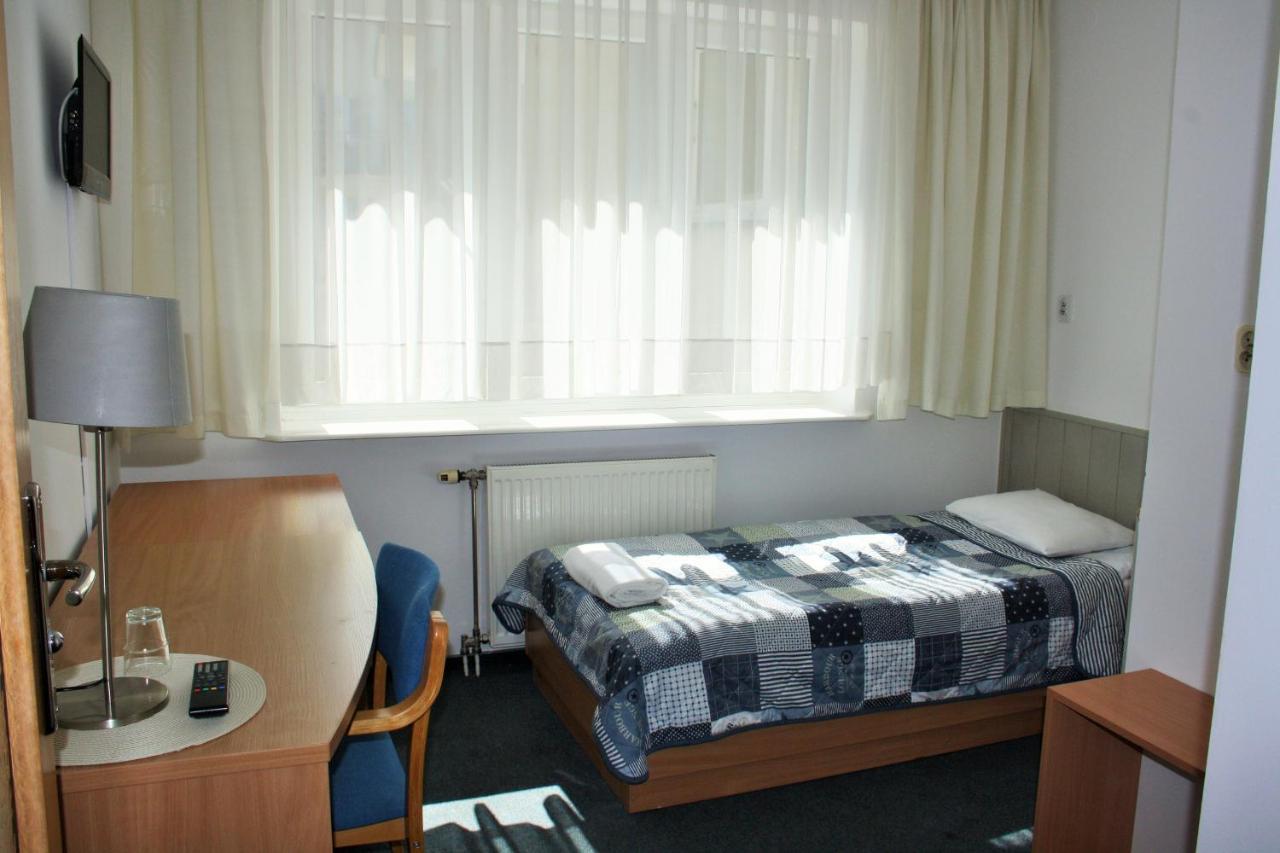 Hotel Dom Polonii Ostroda Bilik gambar