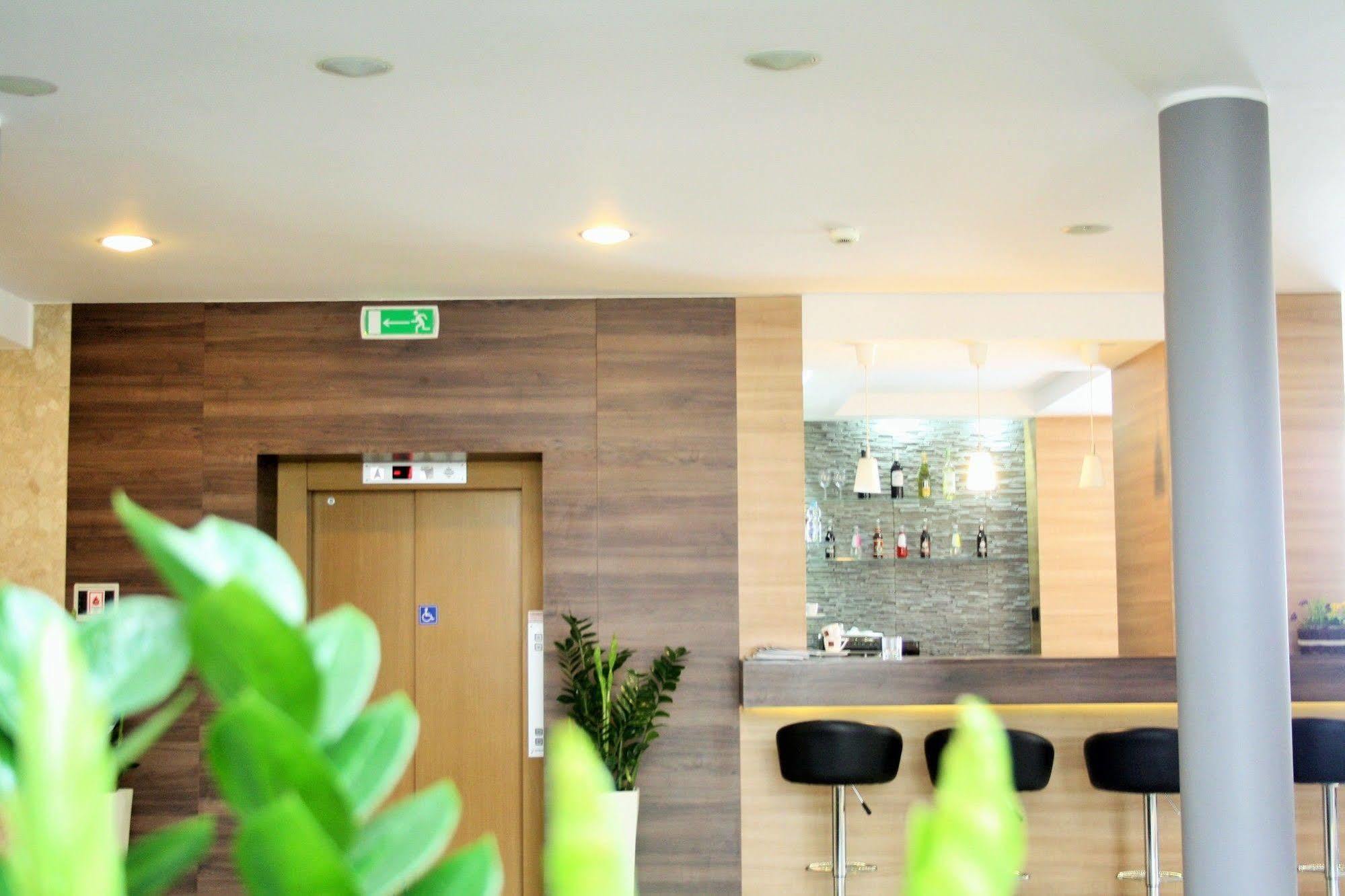 Hotel Dom Polonii Ostroda Luaran gambar